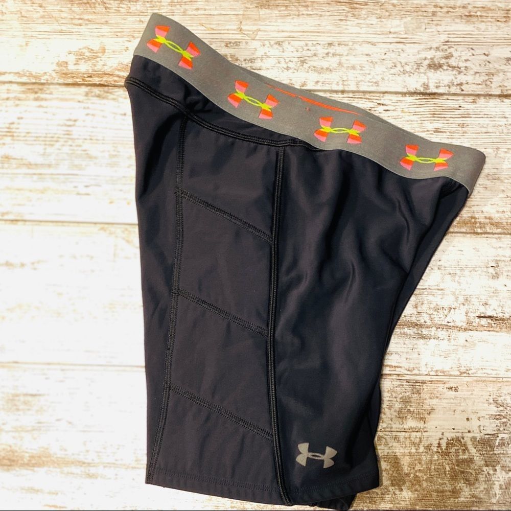 Under Armour | Strike Zone Slider Shorts | Small | Black